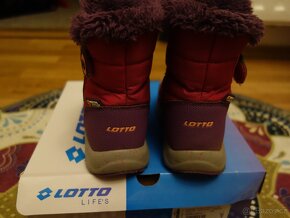 Dívčí zimní nepromokavé boty vel.27, zn. Lotto - 8