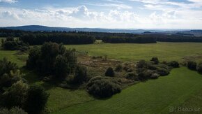 Pozemek 5400 m2 v obci Trokavec - 8