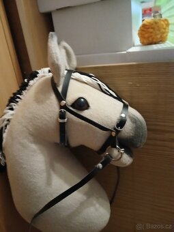 Hobby Horse - 8