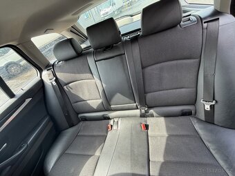 BMW Řada 5 520D Touring - 8
