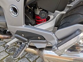 Moto guzzi breva 850 2008 - 8