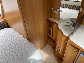 PRODÁNO Avento Turismo 430, 4 os., 12V SOBĚSTAČNÝ, EL.POJEZD - 8