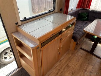 Adria Forma 470, 4 osoby, stan, wc, 100km/h, pevná postel - 8