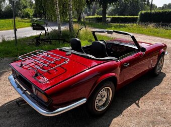 Triumph Spitfire 1500 – Kabriolet s duší gentlemana - 8