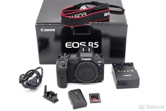 Canon EOS R5 + Smallrig klec + 128Gb CFexpres karta - 8