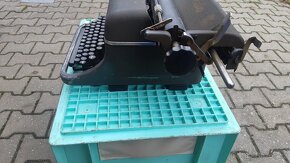 Psací stroj ZETA - 8