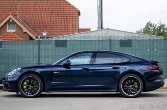 Porsche Panamera 4 E-Hybrid 4x4 A/T - 8