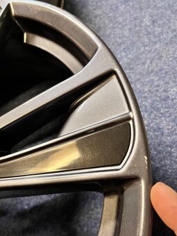 5x114,3 R17 originál alu disky Nissan Juke - 8