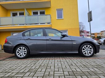 Bmw 318i e90 limuzína - 8
