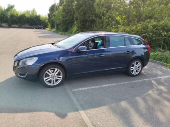 Volvo V60 2.4 D5 r.v. 2012 158kw. - 8