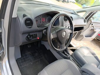 Volkswagen Caddy 2.0 TDi maxi 7 míst 5 dv - 8