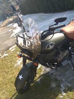 UM Renegade Commando 125 - 8