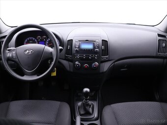 Hyundai i30 1,4 CVVTi 80kW CZ Serv. kniha (2009) - 8