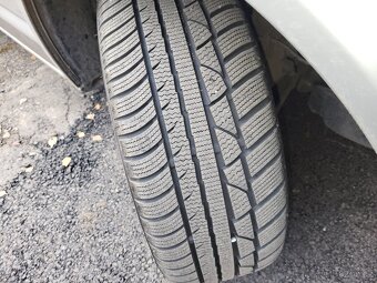 Zimní pneu 225 50 17 - 8