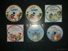 MC kazety, CD a 2x stojan - 8