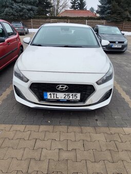 Hyundai i30 fastback - 8