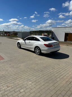 Mercedes-Benz E 350 cdi coupe, AMG paket, 170kW - 8
