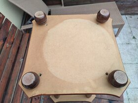 Starožitný stolek intarzie - 8