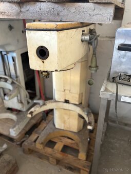 3x ALBA RE22 robot - 8
