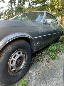 Buick Riviera V8 5.5  před renovací - 8