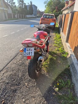 Yamaha r6 - 8