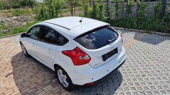Ford Focus Rv.2012 benzín 123tkm - 8