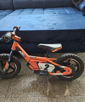 Elektrické odrážedlo Stacyc 12 KTM - 8