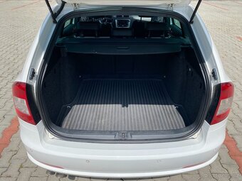Škoda Octavia RS 2.0 TDi - 8
