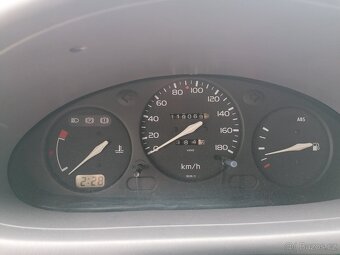 Nissan Micra - 8