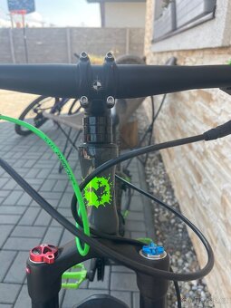 Prodame vyladěné Hardtail lehké kolo Frog 69 MTB 26" - 8