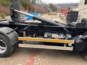 VOLVO FL 240, 12t + 3ks kontejner - 8