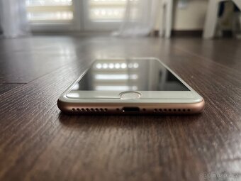iPhone 8 plus - 8