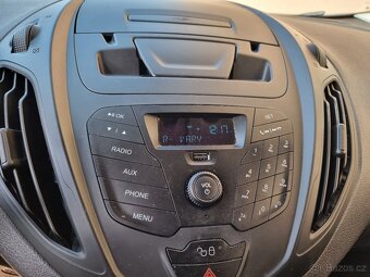 Ford Tourneo Courier - 8