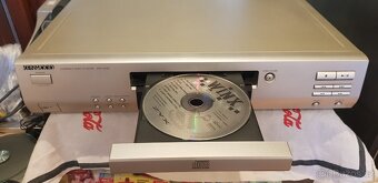 Kenwood - 8