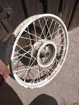 Kola Jawa Pionýr - 8