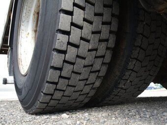 VOLVO FM 370 euro 6 - valník - 8