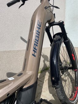 Nové elektrokolo HAIBIKE Trekking 8 Low i750 Wh - hnědá barv - 8
