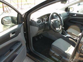 Ford Focus 5dv. 1,6 16V vyhř.sklo,novérozvody, bez koroze - 8