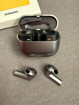 Samsung Galaxy S24 ultra 12/512Gb, Buds 3 - 8