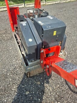 Válec Bomag BW65 H - 8