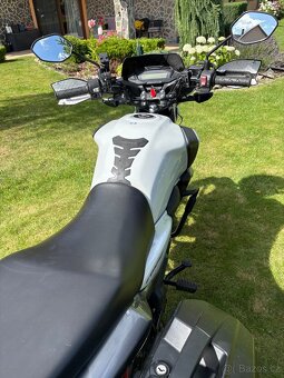 Honda CB125F - 8