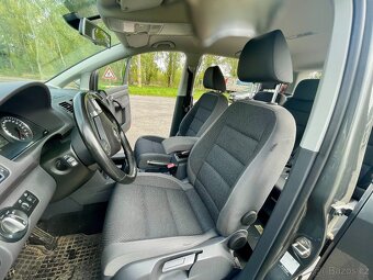 Volkswagen Touran 1.4 TSI, r. 2011, 103 kW – výborný stav - 8