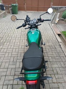 Kawasaki Z650RS ročník 2023 - 8