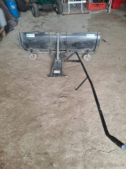 Radlice na sníh - traktůrek - 8