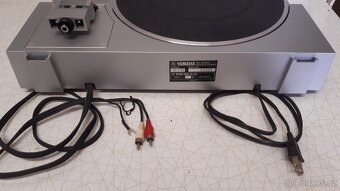 Gramofon YAMAHA YP-7100 - 8