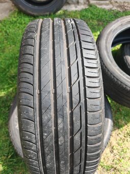 Letní pneu Bridgestone 215/50/18. - 8