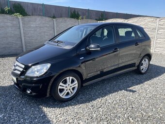 Mercedes-Benz Třídy B B 180i 115PS EXCLUSIVE TOP 1A - 8