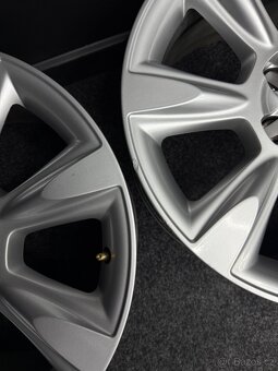 Alu AUDI 5x112 17” 8K0601025AC - 8