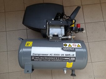 Kompresor 24 l, tlak 8 bar - 8