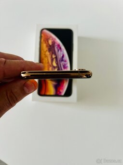 iPhone XS 64 GB - 8